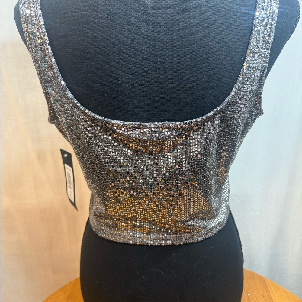 NWT bebe Silver Sequin Women's Crop Top - Picture 5 of 6